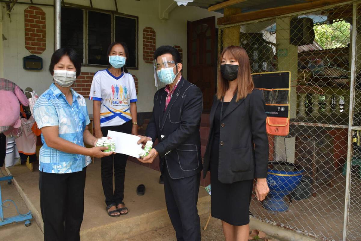 "ศรัณย์วุฒิ"หอบ"ฟ้าทะลายโจร"แจกผู้ติดเชื้อ-กักตัว-ผู้สูงอายุ