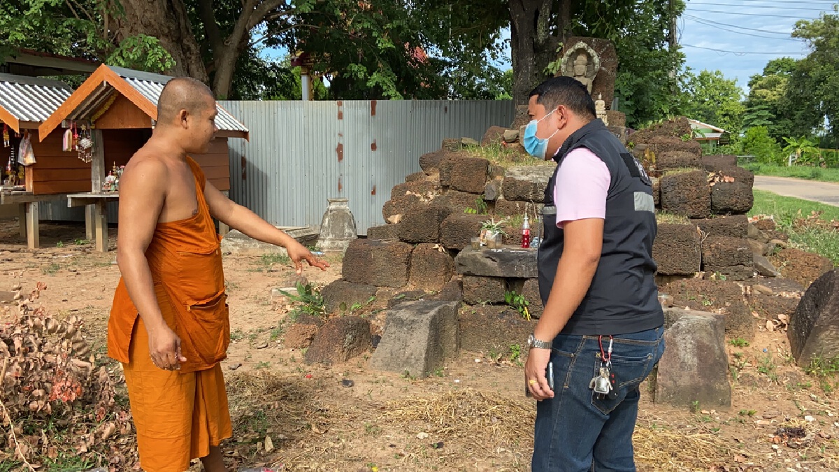 ปู่ฤาษีเข้าฝันเจ้าอาวาสบอกจะให้ของดีขุดดินหน้าปราสาทเจอหินประหลาด