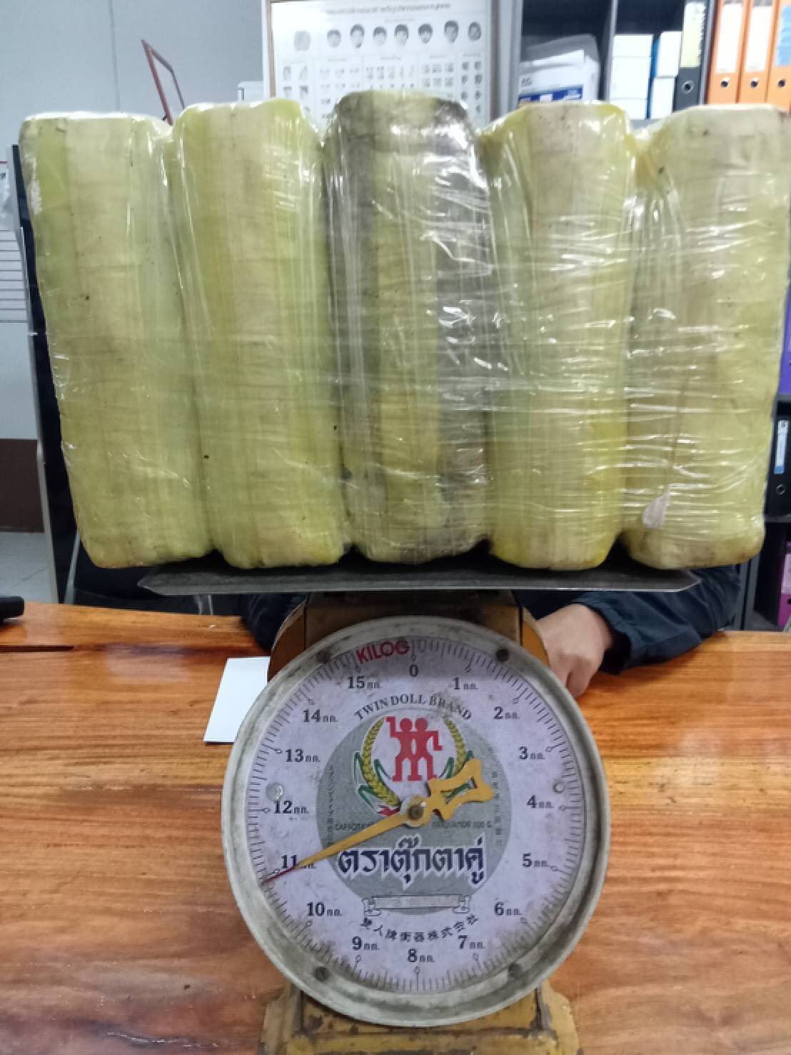 รวบหนุ่มชาวเขาสวมกำไลอีเอ็ม-ขนยาบ้าแสนเม็ด