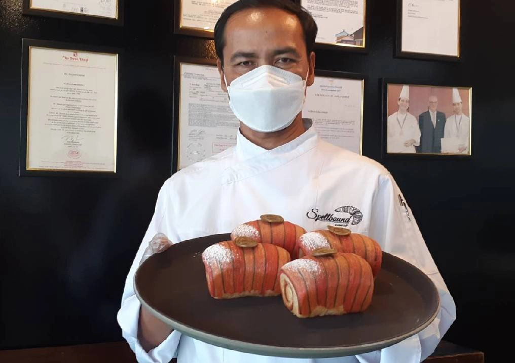 เชฟโรงแรมสู้โควิดทำครัวซองหนึ่งเดียวในไทย