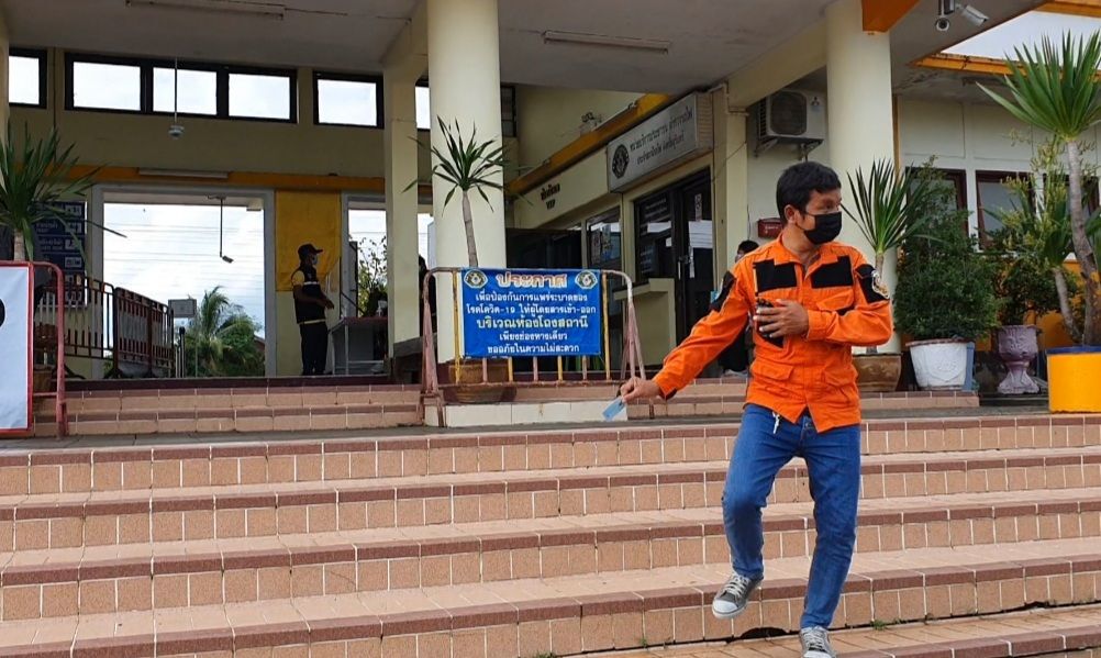 ผวากันทั้งสถานี 2ผู้โดยสารมีไข้สูงปากไม่รับรส หวั่นเป็นผู้ป่วยโควิด