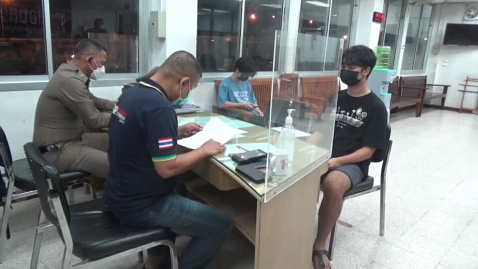 หนุ่มหาดใหญ่ขึ้นโรงพักแจ้งความ พล.อ.ประยุทธ์ ละเว้นปฎิบัติหน้าที่