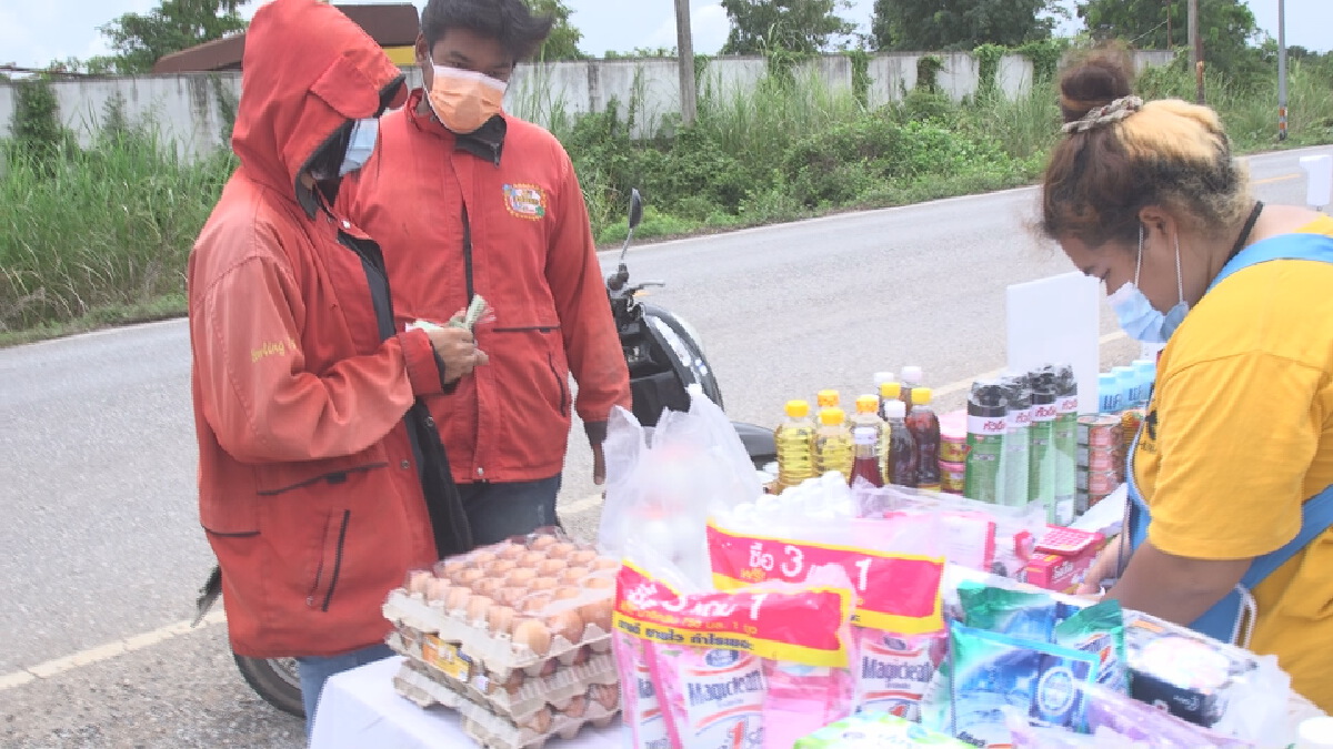 วันแรก"รถโมบายพาณิชย์"เงียบเหงา-ขายไม่ดี