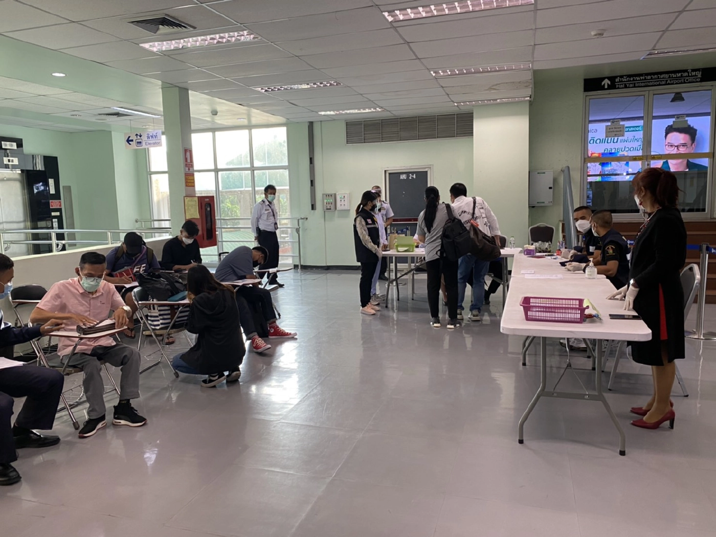 เข้มเดินทางออกจาก 4 จังหวัดใต้ ผู้โดยสาร ทอท. หาดใหญ่ลด