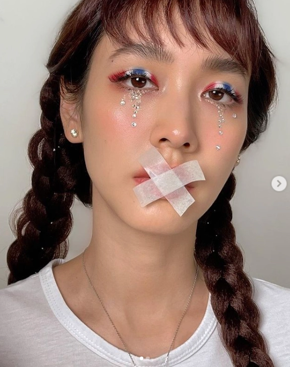 มินเรียกร้องเสรีภาพในการพูด 