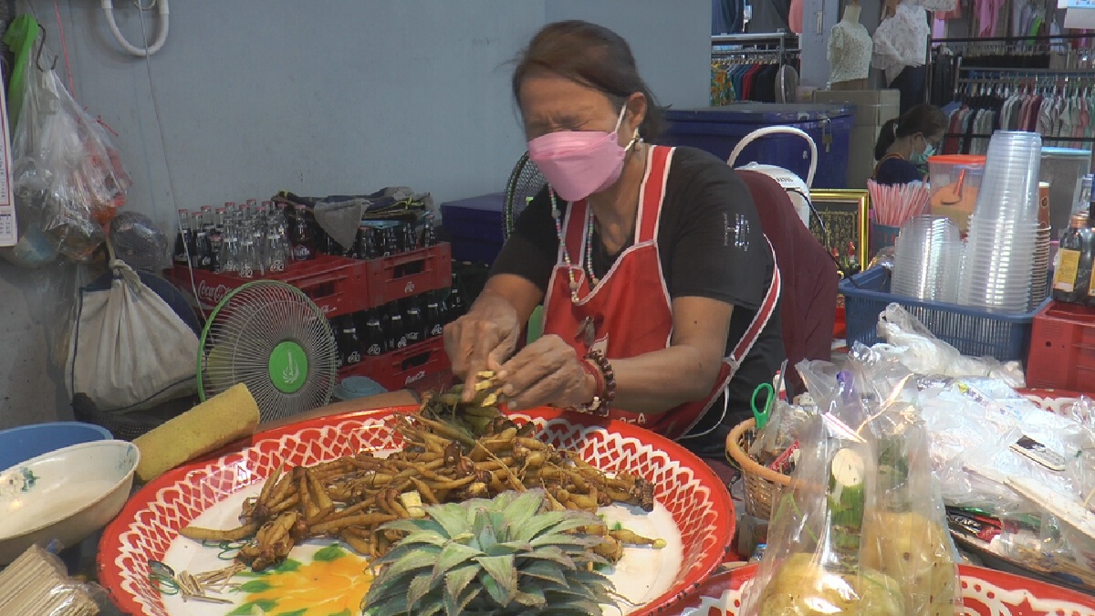 คนโคราชแห่ซื้อกระชายเชื่อป้องกันโรคโควิด ราคาขยับสูงลิ่ว
