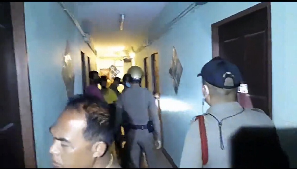 รวบแก๊งค้ามนุษย์ลวงหญิงสาวค้าบริการทางเพศคาห้องเช่าที่บางแสน