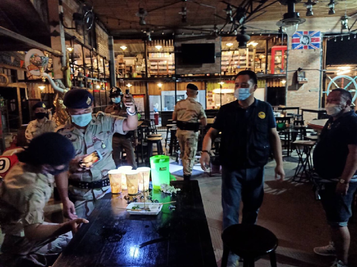 เชียงใหม่เอาจริง! จับร้านแหกกฎดื่มสุราเกินเวลา 7 แห่ง