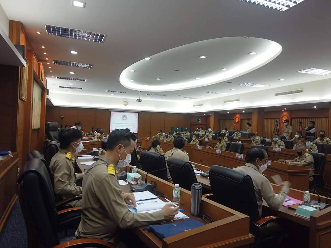 อบจ.ราชบุรี กำลังประชุม เพื่อพิจารณาซื้อวัคซีน