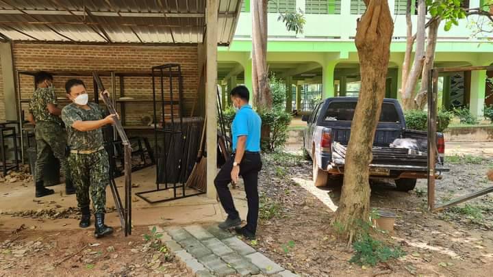 เร่งกั้นห้องแบ่งโซนหอประชุมอำเภอเป็นที่กักตัวคนมาจากพื้นที่เสี่ยง