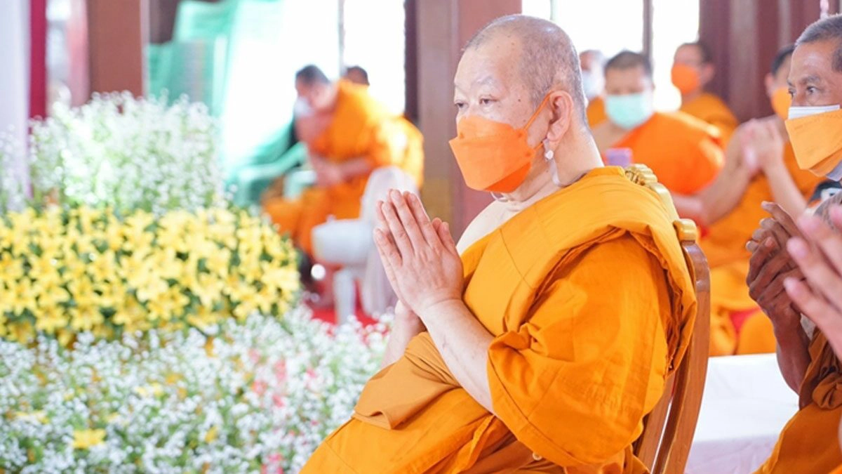 พระครูปลัดมานิตย์ เจ้าอาวาสวัดตึก นนทบุรี