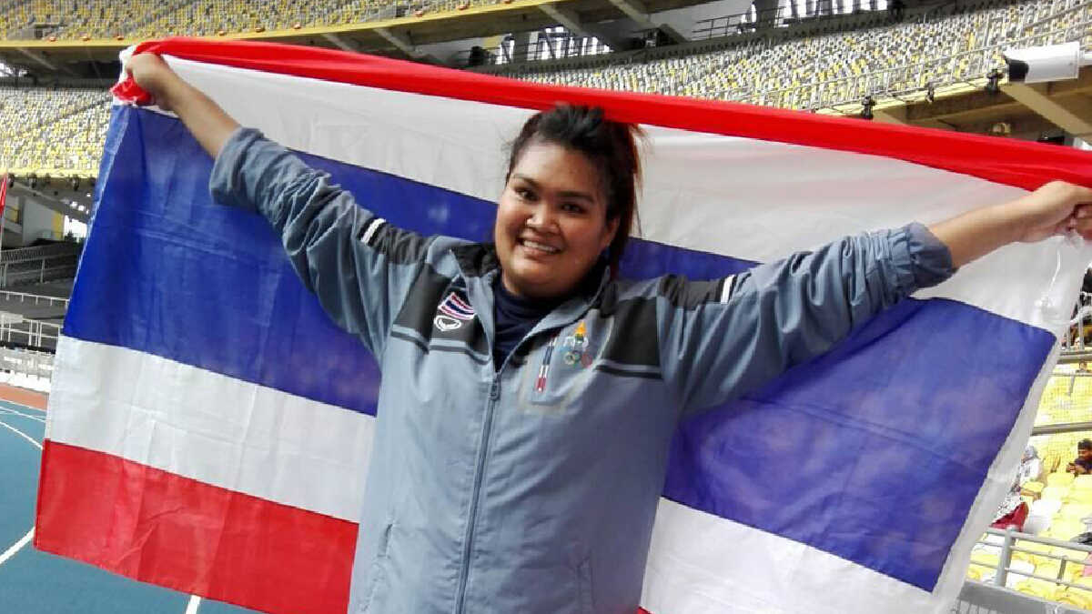 นายกอบจ.สุราษฎร์ฯใจป้ำจ่ายทันทีเหรียญทองละ 1 ล.ลุ้นอีกนักกีฬาขว้างจักร
