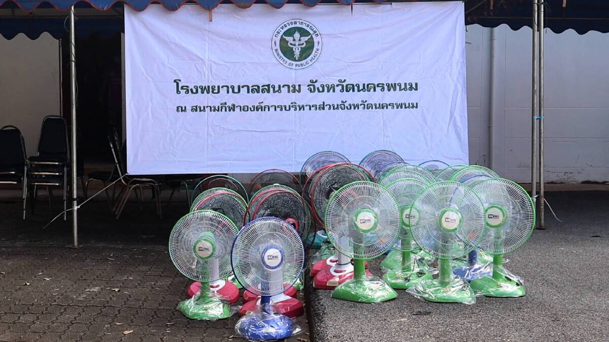 เร่ง รพ.สนามโรงยิมหามรุ่งหามค่ำ หลังจำนวนคนไข้ล้นเตียง