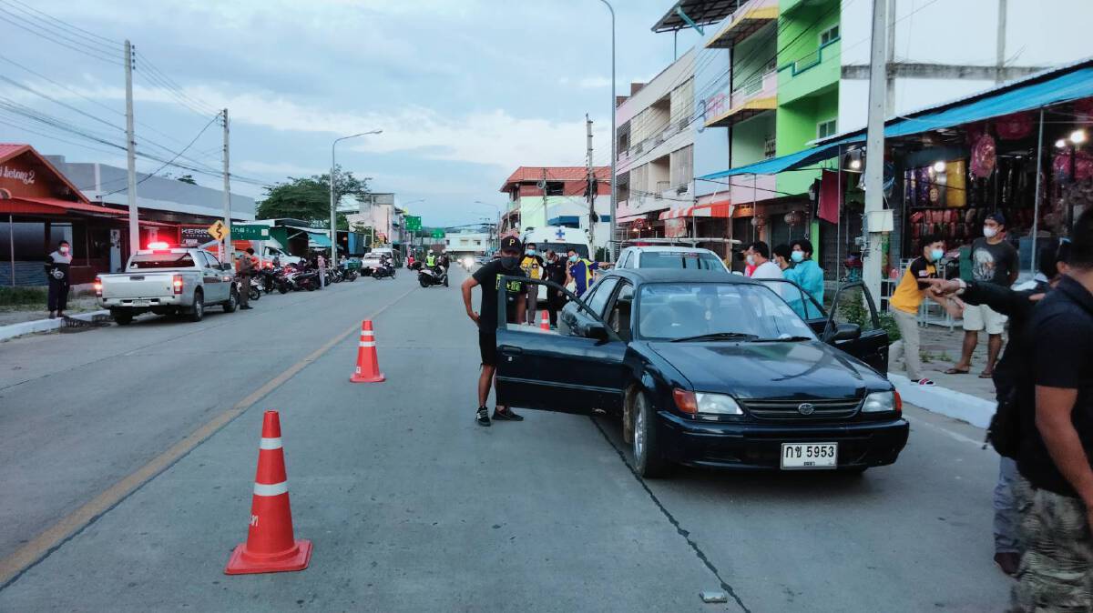 สลดรับฮารีรายอ เด็กอายุ 2 ขวบเล่นบนรถขาดอากาศเสียชีวิตคารถเก๋ง