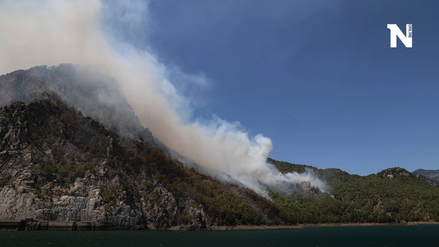 เร่งระดมเจ้าหน้าดับไฟป่าที่ตุรกี  ปะทุกว่า 60 จุดเผาเมืองตากอากาศวอด