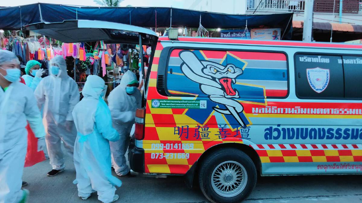 สลดรับฮารีรายอ เด็กอายุ 2 ขวบเล่นบนรถขาดอากาศเสียชีวิตคารถเก๋ง