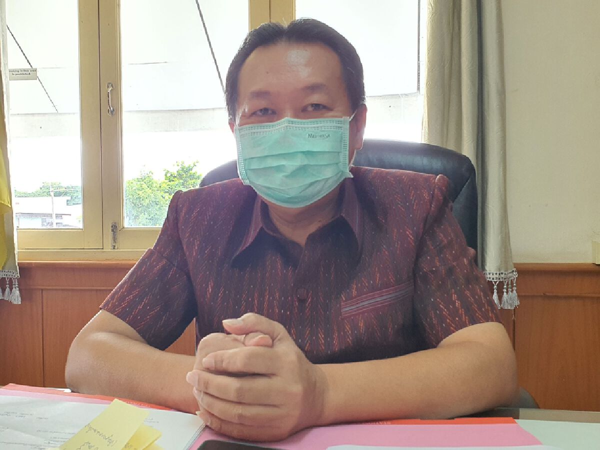 สนั่นโซเชียลงานขึ้นบ้านใหม่ลูกสาว นายก อบต.เอิกเกริกไม่สนโควิด