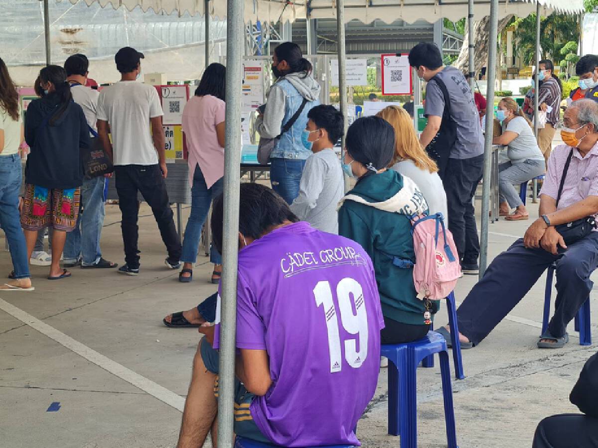 โรงพยาบาลสนามนครราชสีมาเตรียมรับผู้ป่วยโควิดชุดแรก 7 คน