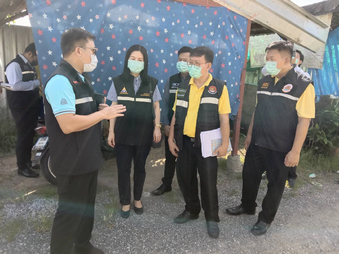 “ล็อกดาวน์”ชุมชนแรงงานต่างด้าวกลางเมืองเชียงราย-พบชาวพม่าติดโควิด