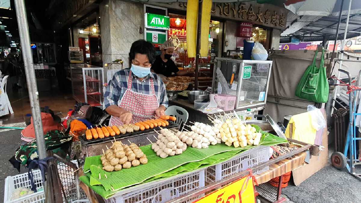 เทศบาลนครเชียงใหม่ตั้งจุดตรวจเชิงรุกหาเชื้อโควิด-19ฟรี