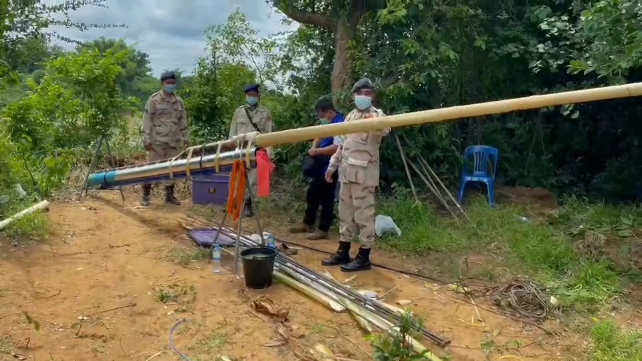 บุกจับพนันบั้งไฟฝืนโควิด ได้แต่ของกลางผู้ต้องหาหนีหมด