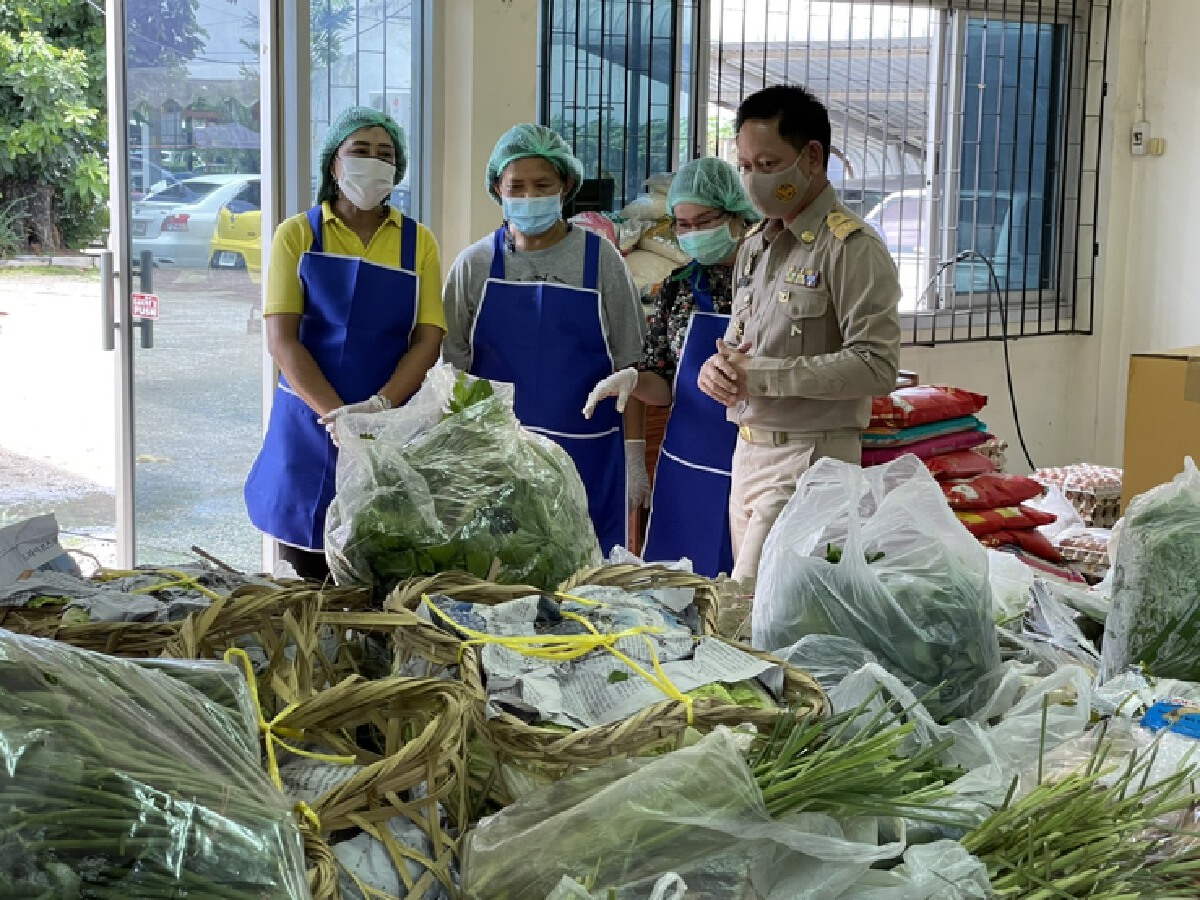 อำเภอแม่ริมตั้งครัว“ปันกันอิ่ม”ส่งเสบียงให้คนกักตัว