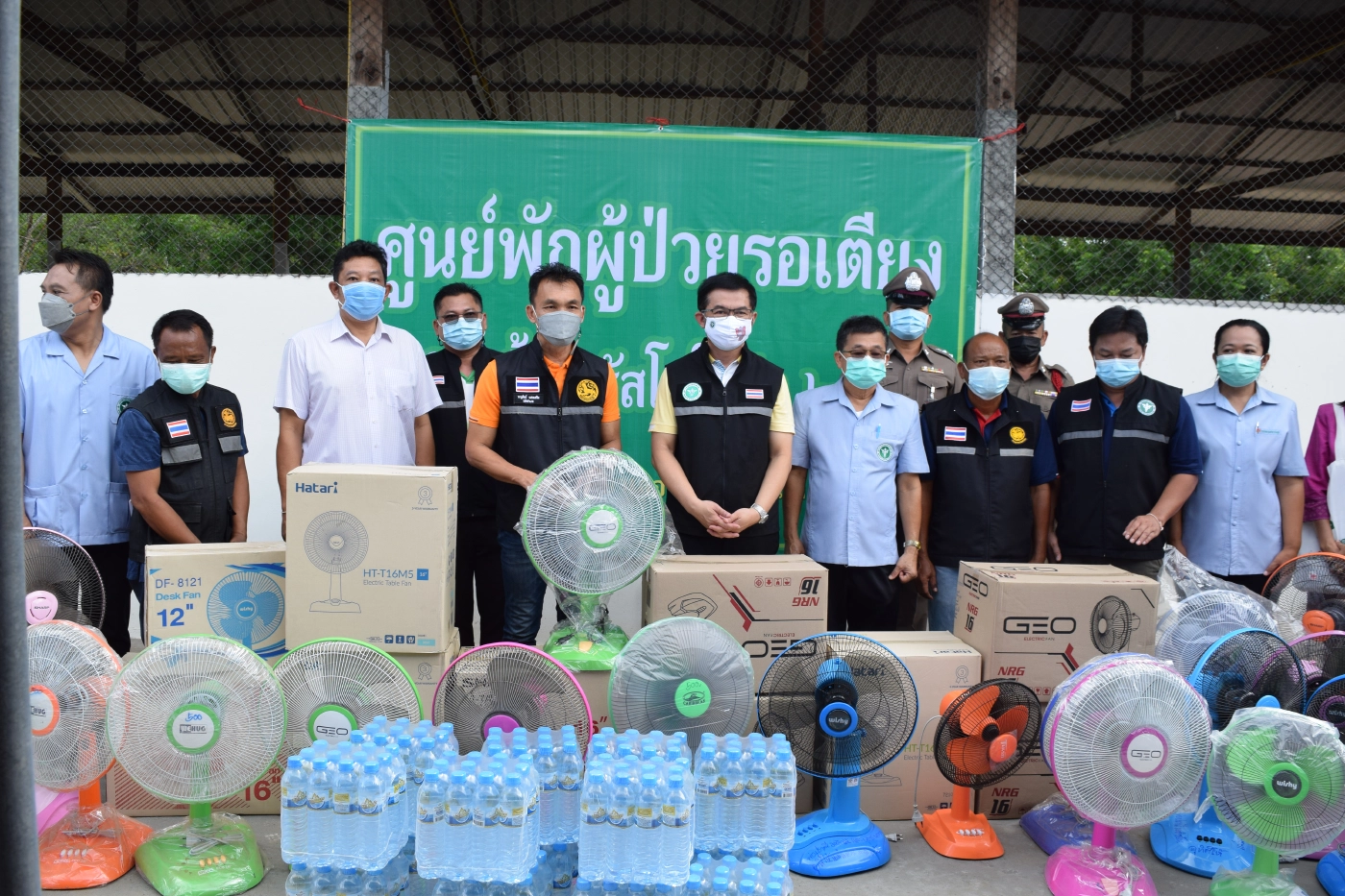 อบต.ท่าตูม เปิดศาลาวัดเป็นศูนย์กักตัวกลุ่มเสี่ยงโควิดสังเกตอาการ