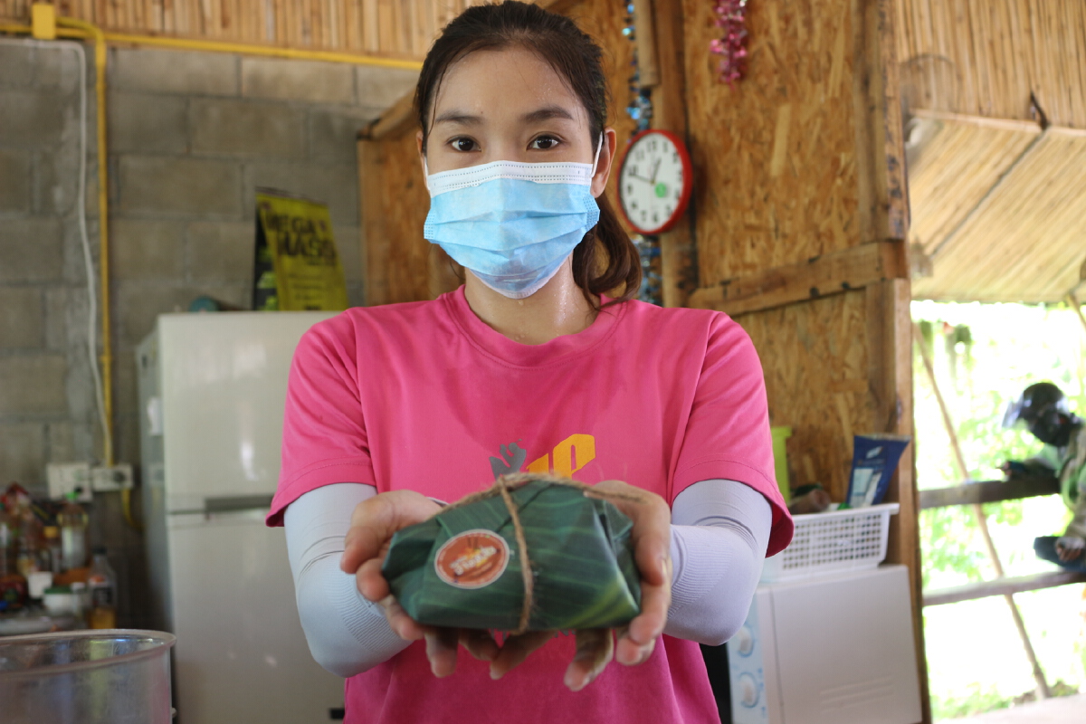 สาวเทรนเนอร์มวยเจอพิษโควิดฮึดสู้เปิดร้านผัดไทยไข่นัวกุ้ง