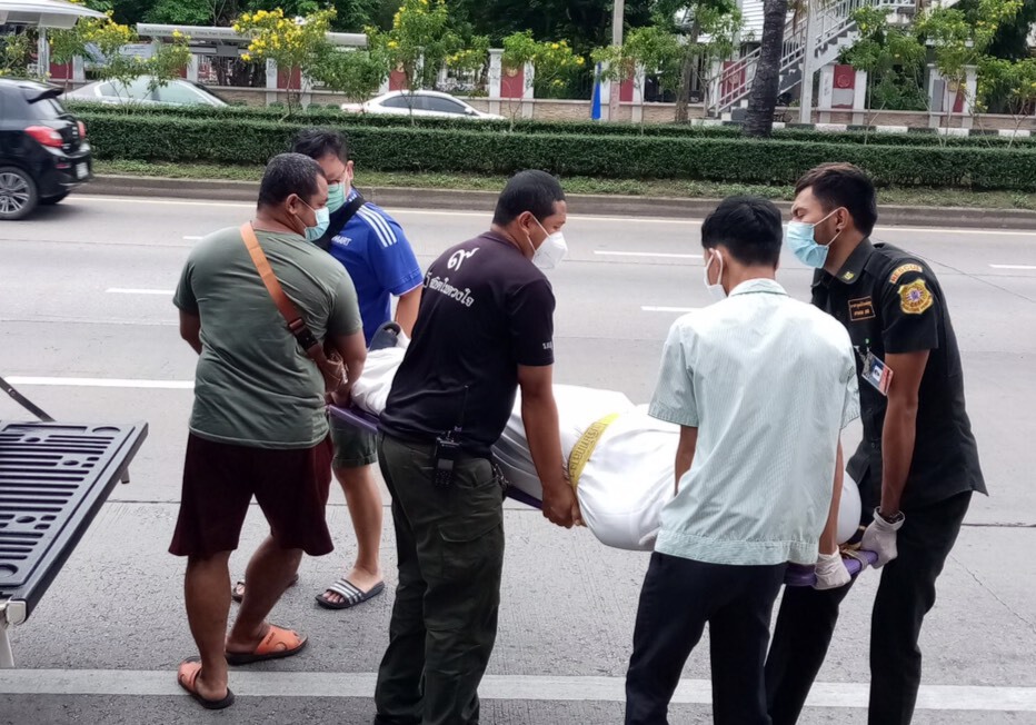 สลดชายวัย 47 ปี เดินซื้อของร้านสะดวกซื้อ ล้มดับหน้าเคาน์เตอร์จ่ายเงิน