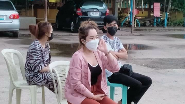 สาวขายเครื่องสำอางติดเชื้อจากกทม.หาเตียงไม่ได้ขี่รถตระเวณหาที่นอน