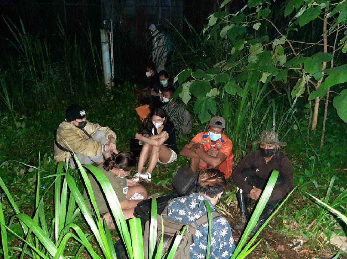 ทหารรวบ 9 คน"ไทย-เมียนมา"-นั่งเรือยนต์ลักลอบข้ามแดนจากพม่า