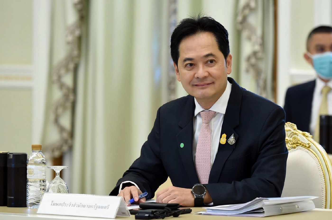 อนุชา บูรพชัยศรี