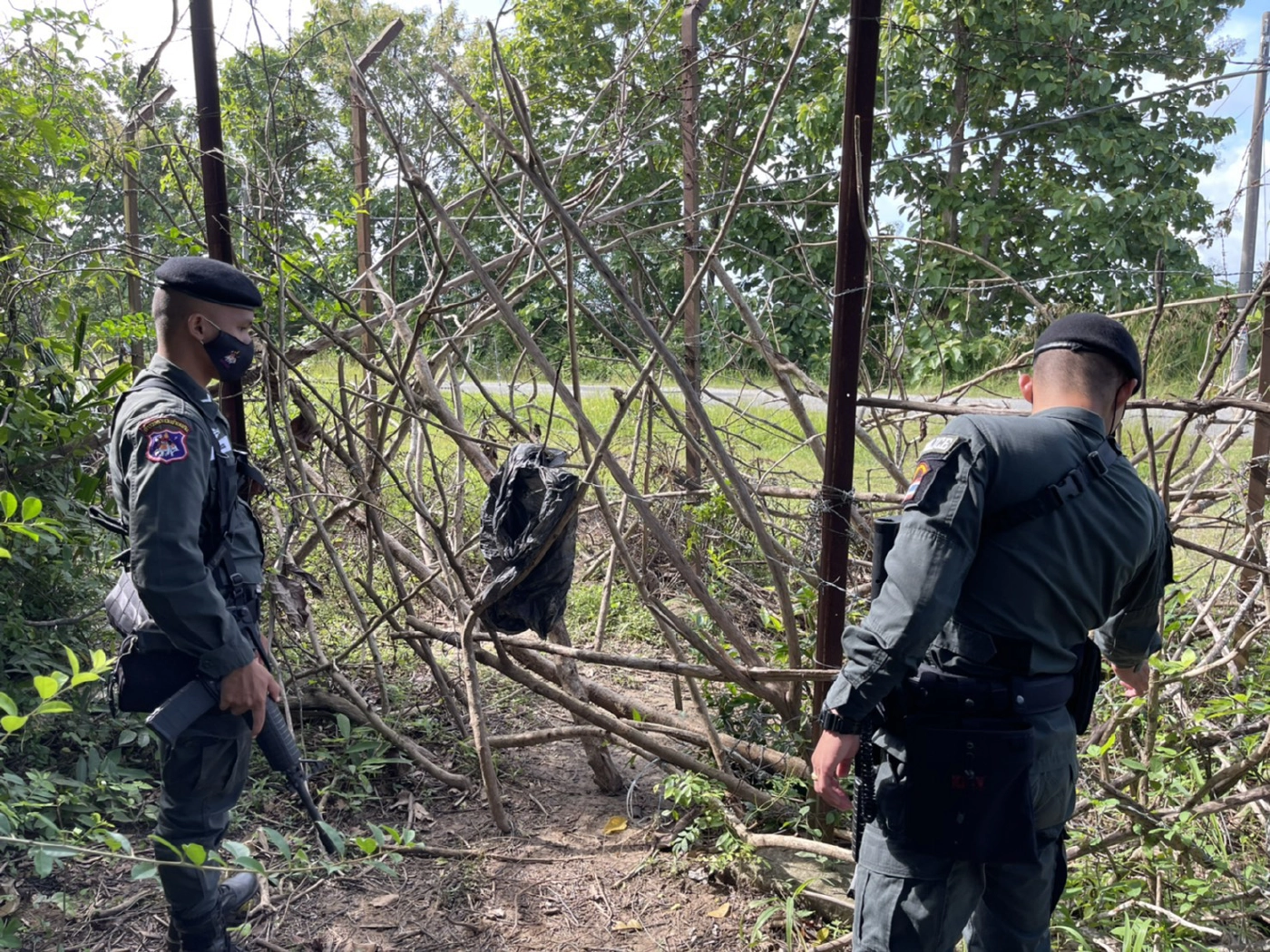 คุมเข้มทางบก-อากาศชายแดนไทย-มาเลย์ สกัดต่างด้าวหนีเข้าผิด กม.