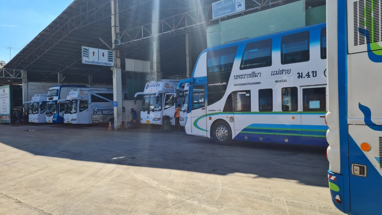 ผู้ประกอบการรถโดยสารนครชัยโอดเจอพิษโควิดรอบ 4  สาหัสหนัก