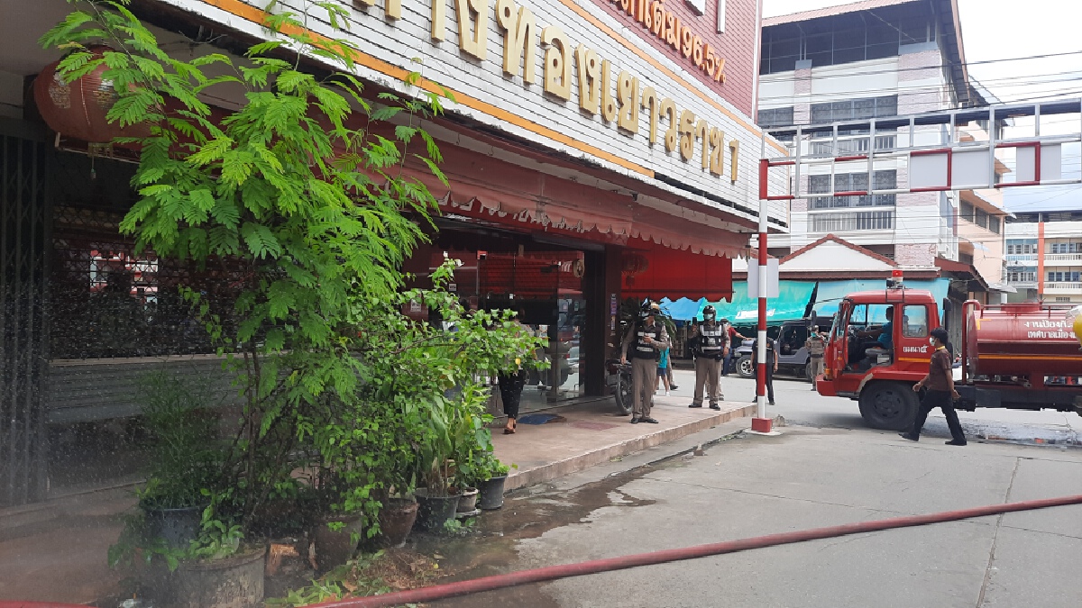 ร้านทองเยาวราชหวิดวอด-สะเก็ดไฟกระเด็นติดเจลแอลกอฮอล์