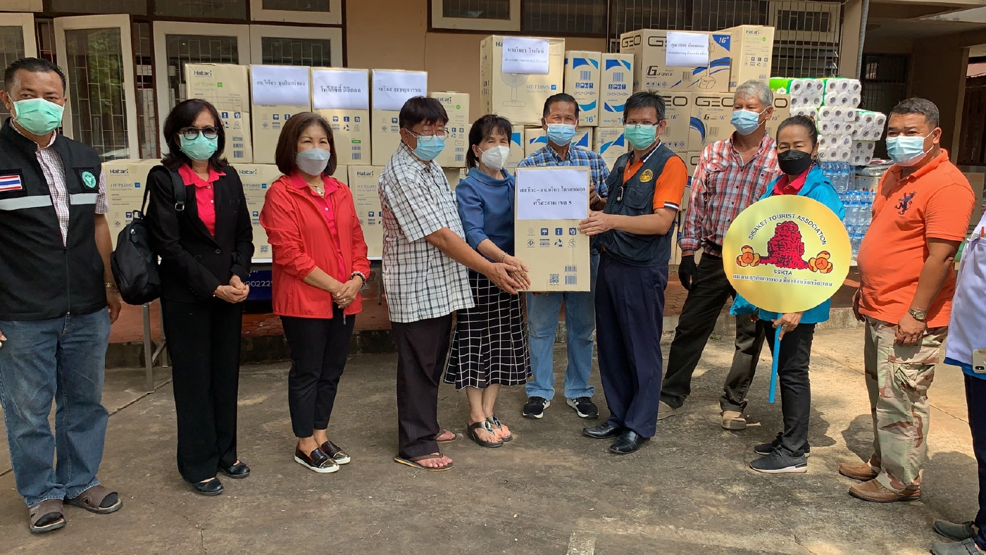 ภาคเอกชนสนับสนุนอุปกรณ์ ช่วย รพ.สนามรับผู้ป่วยโควิด