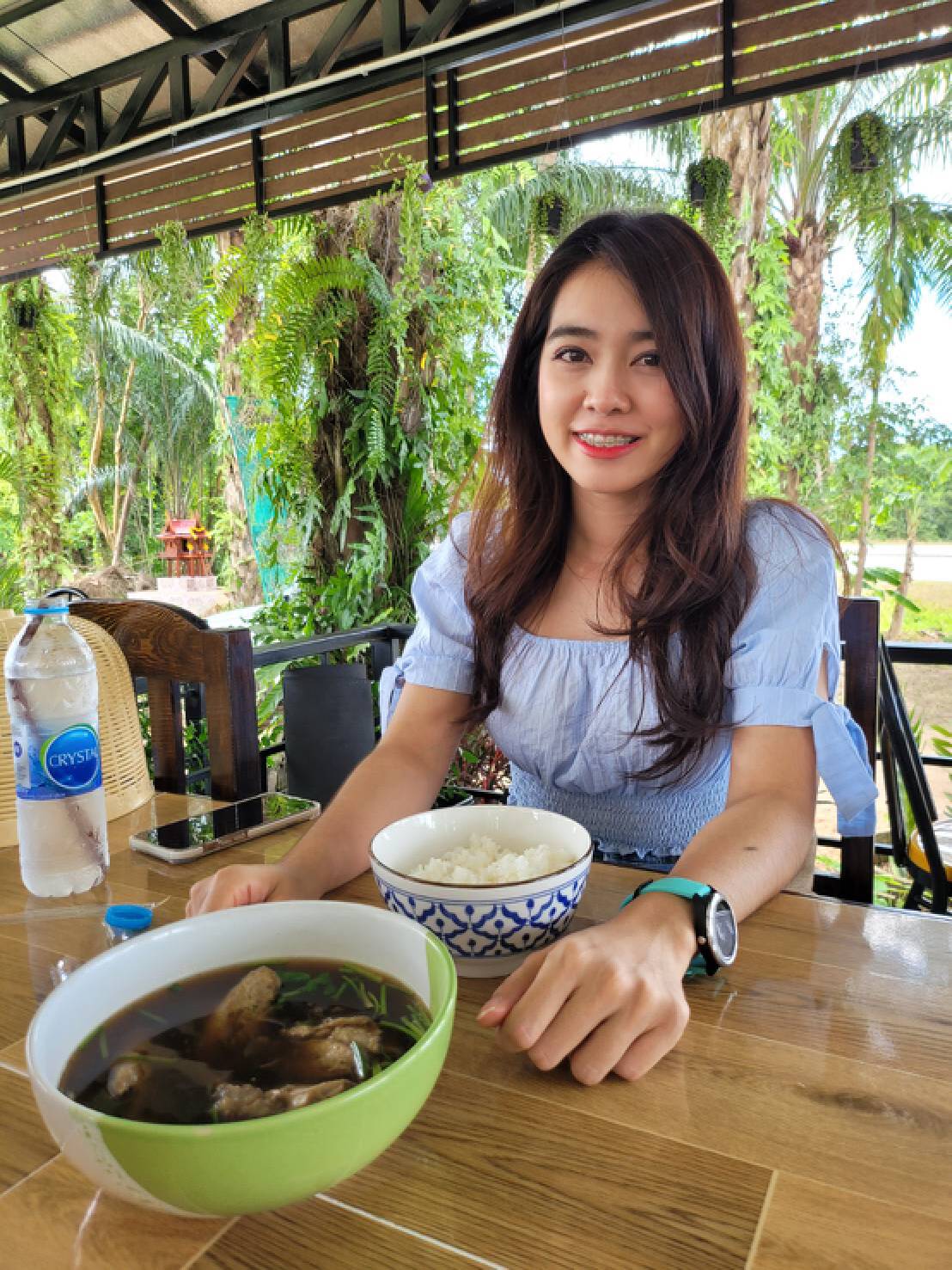 ทนายความสาวผันตัวเปิดร้านก๋วยเตี๋ยวเป็ดสูตรเด็ดขายดีเกินคาด