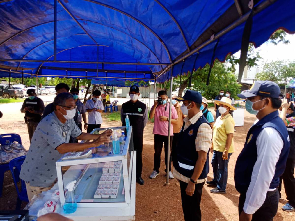 รองผู้ว่าฯตรวจตลาดลอตเตอรี่เข้มมาตรการป้องกันโควิด-19