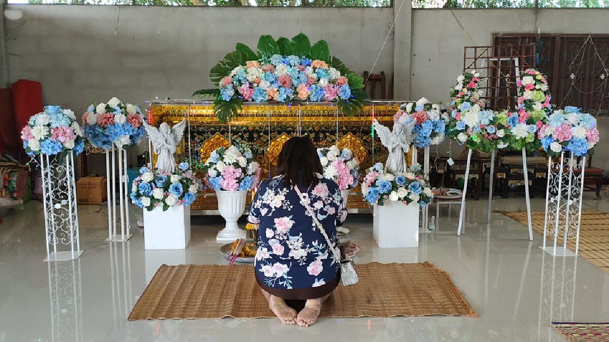 ลูกเมียคาใจลุงวัย 60 ดับปริศนาหลังฉีดวัคซีนเข็มแรก