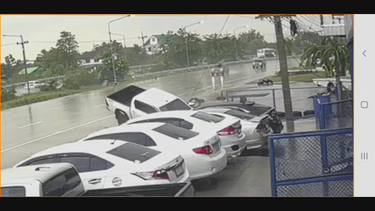 วอนทางหลวงแก้ไขถนนทางโค้งสร้างใหม่ลื่นผิดปกติรถเสียหลักรายวัน