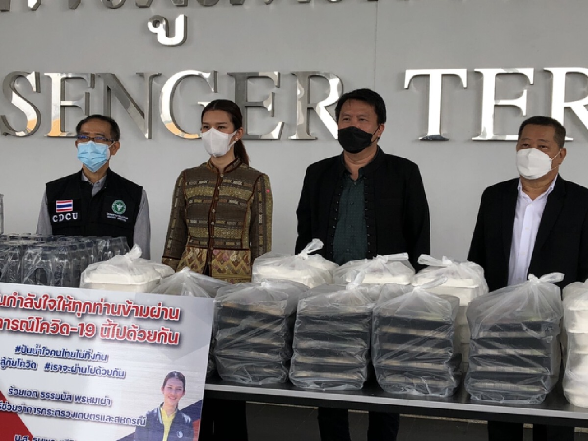“ธรรมนัส”ลุยแม่สอด-รณรงค์ปลูกฟ้าทะลายโจร