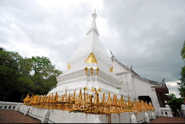 เลยประกาศปิดพระธาตุศรีสองรัก อีก 30 วัน