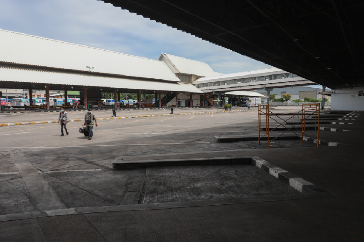 ขยายพื้นที่และเวลาล็อกดาวน์ทุบเศรษฐกิจ 3.5 แสนล้านบาท