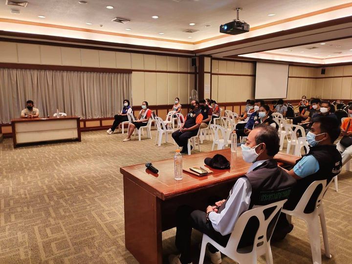 ประกาศล็อกดาวน์โรงงานแปรรูปไก่ขนาดใหญ่ 2 แห่งหลังพบติดเชื้อโควิด 127 คน
