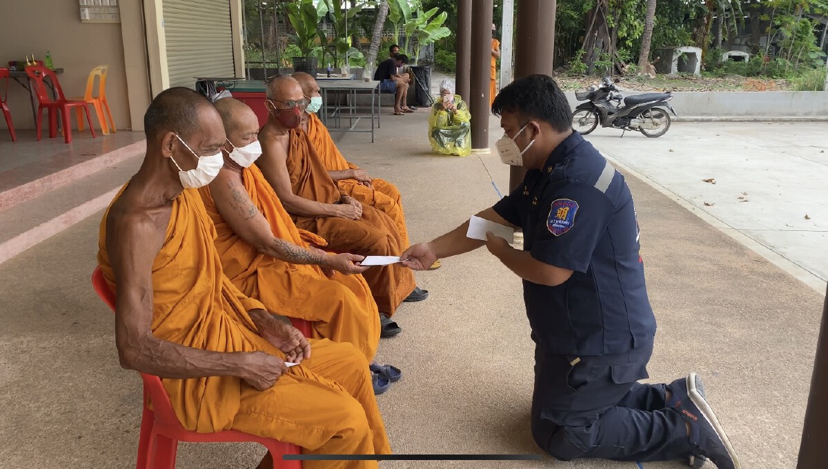 เผาศพโควิดที่ 26 ไร้ญาติ มูลนิธิสว่างจิตต์ฯรับเป็นเจ้าภาพสวดศพ