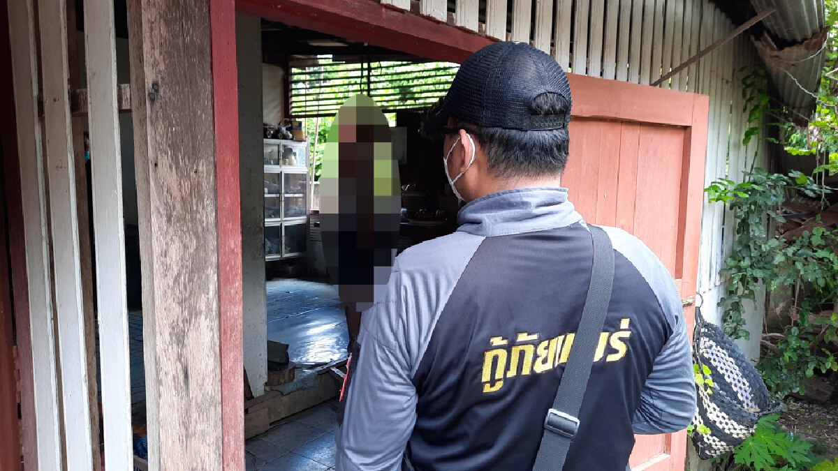 “ร.ต.อ.”ผูกคอในห้องครัว-พี่สาวมึนสาเหตุ