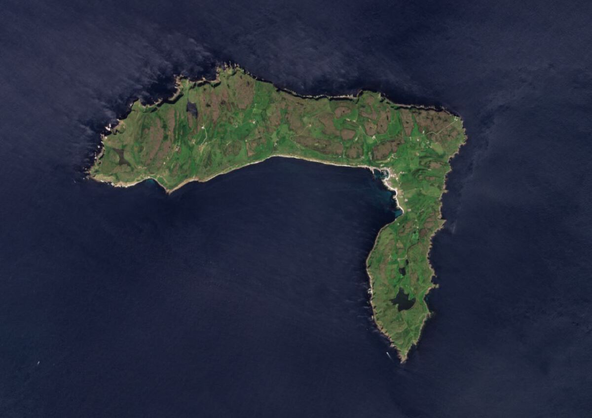 เกาะเล็กในอังกฤษคิดใหญ่ผลิตพลังงานหมุนเวียน