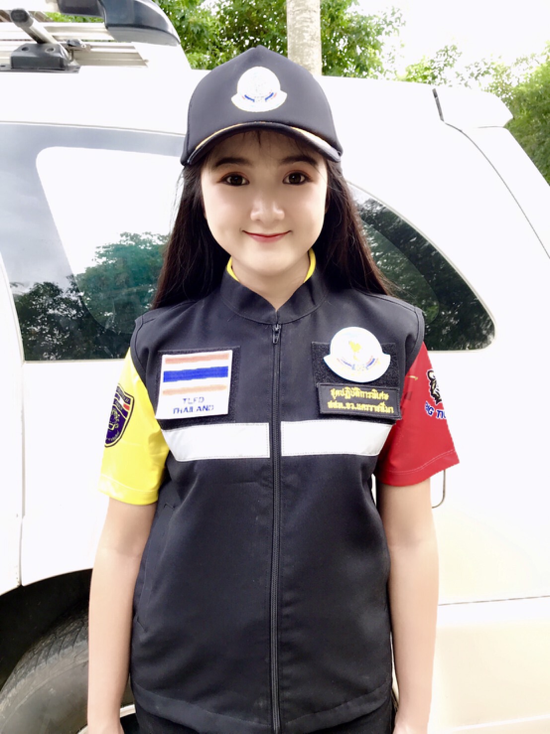 ชื่นชมน้ำใจ นร.จิตอาสา-ตร.ช่วยเหลือสามีภรรยาไม่มีเงินซื้อนมให้ลูก