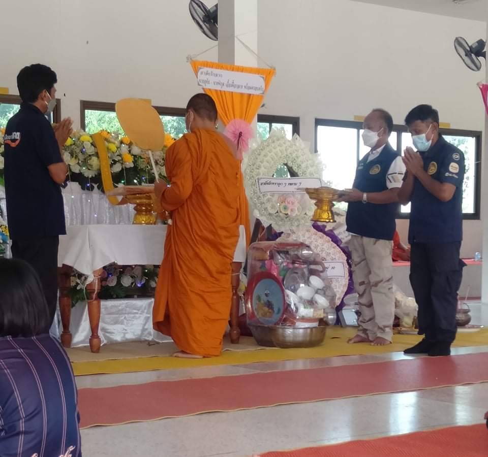 พ่อตาบอดวัย70ผูกคอดับ เครียดลูกสาวหนีหนี้ แก๊งเงินกู้ยังบุกทวงถึงงานศพ