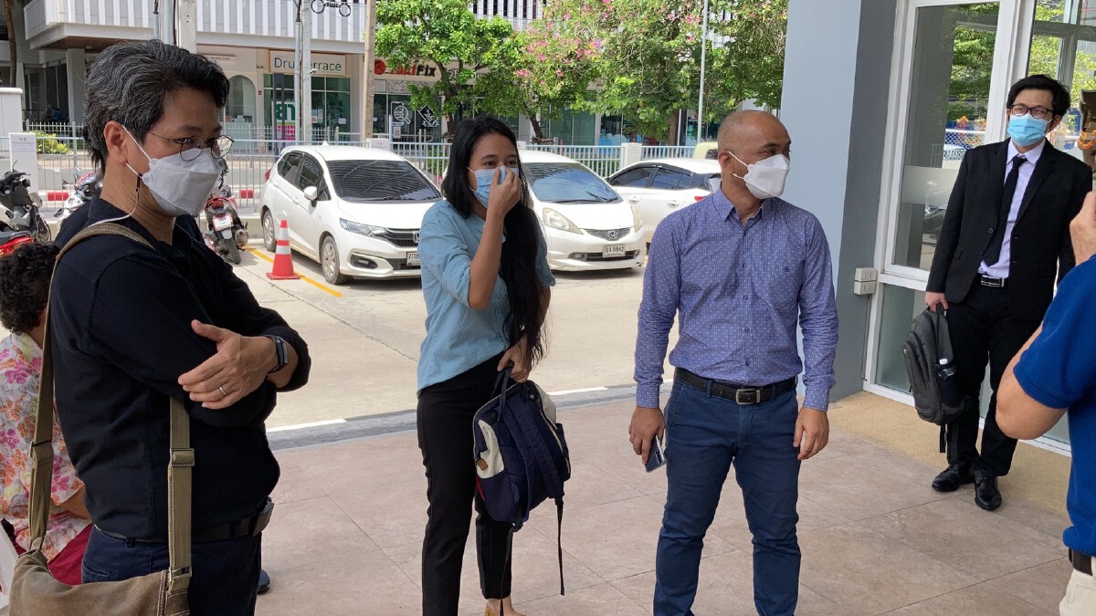 ‘น้องมายด์-อาจารย์ผู้จัด’ กิจกรรม“เปิดไฟให้ดาว” พบตร.